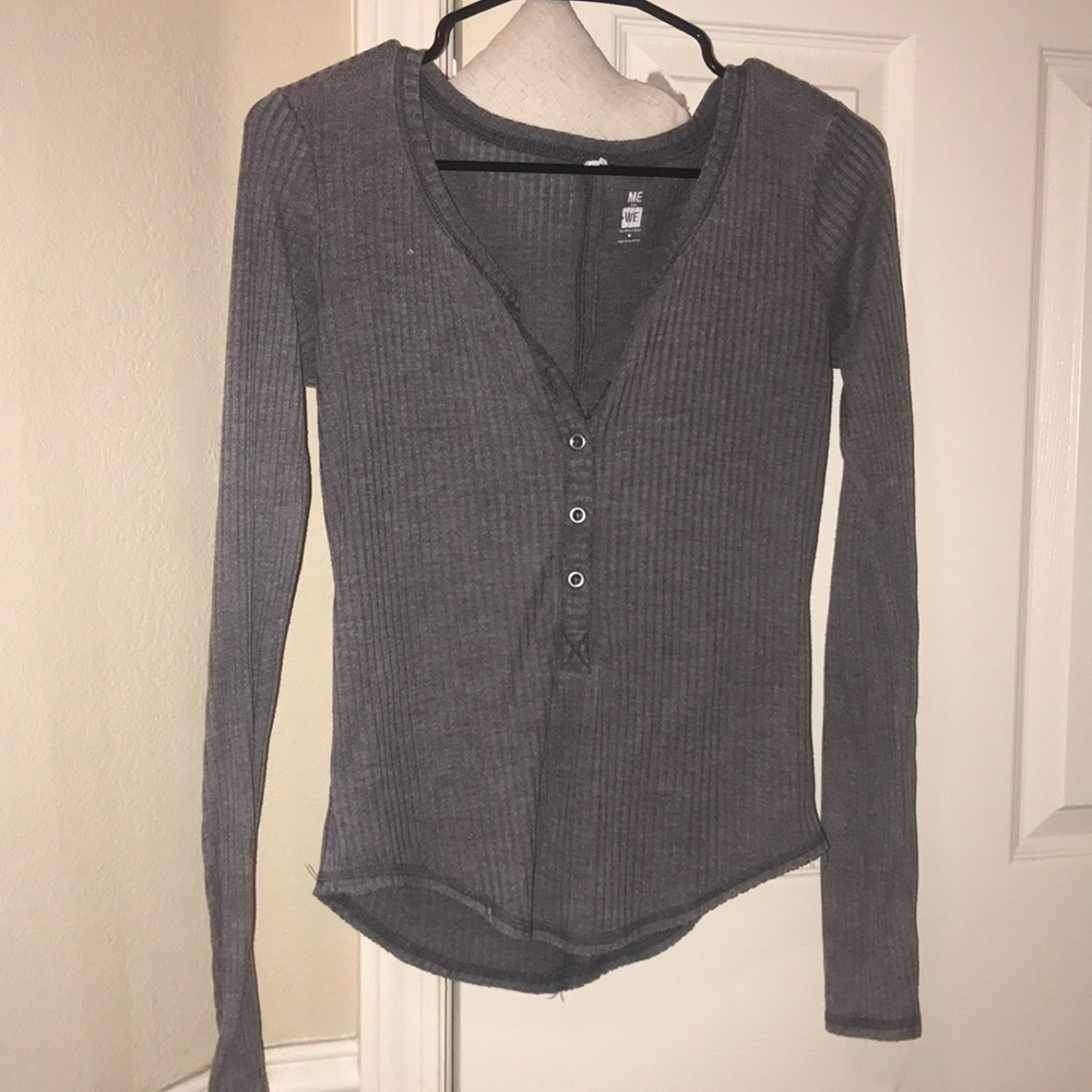 thin half button long sleeve
